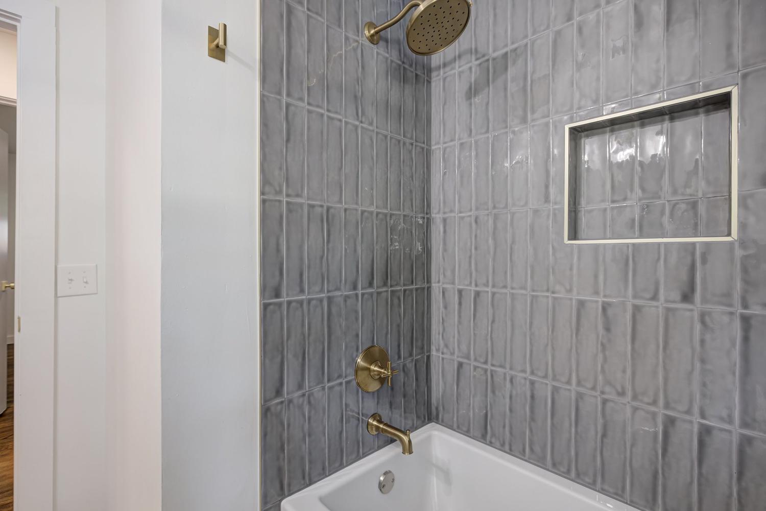 1712 W Boyd shower